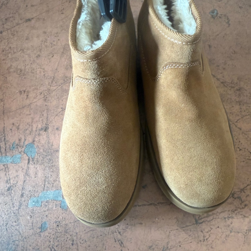Men's Tan Suede Boots